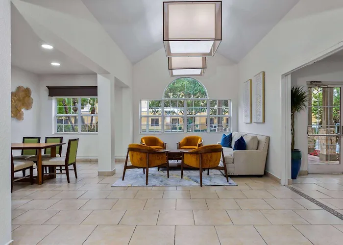 Baymont By Wyndham Orlando-International Dr-Universal Blvd